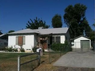 404 Loch Lomond Dr, Bakersfield, CA 93304