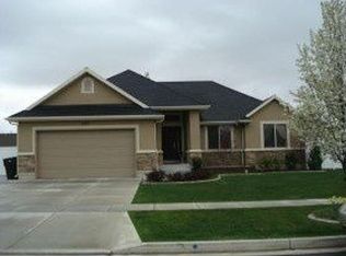 1717 W 2525 S, Syracuse, UT 84075