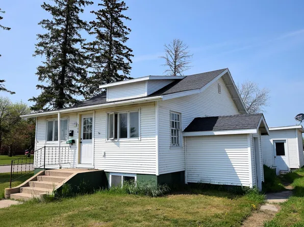 209 2nd Ave NE, Roseau, MN 56751