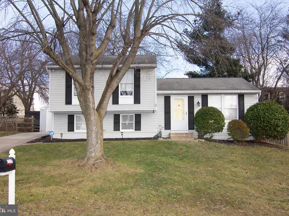 1117 Tall Pines Dr, Westminster, MD 21157