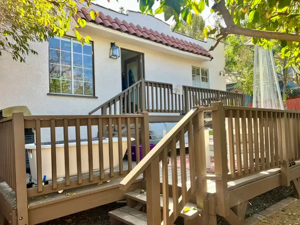 2250 N Alvarado St, Los Angeles, CA 90039