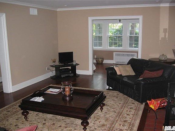 2nd image of 5025 244th St