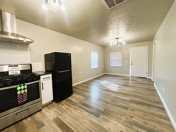 4th image of 239 S Janeway Ave #1308