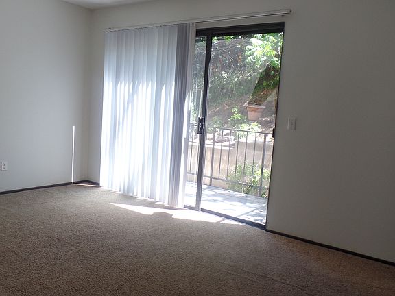 4th image of 8633 Lemon Ave APT 01