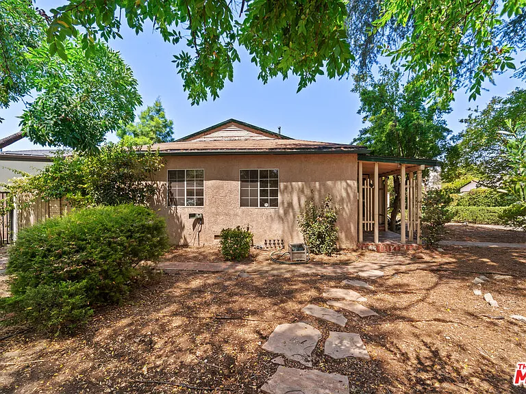 6057 Morella Ave — Photo 2