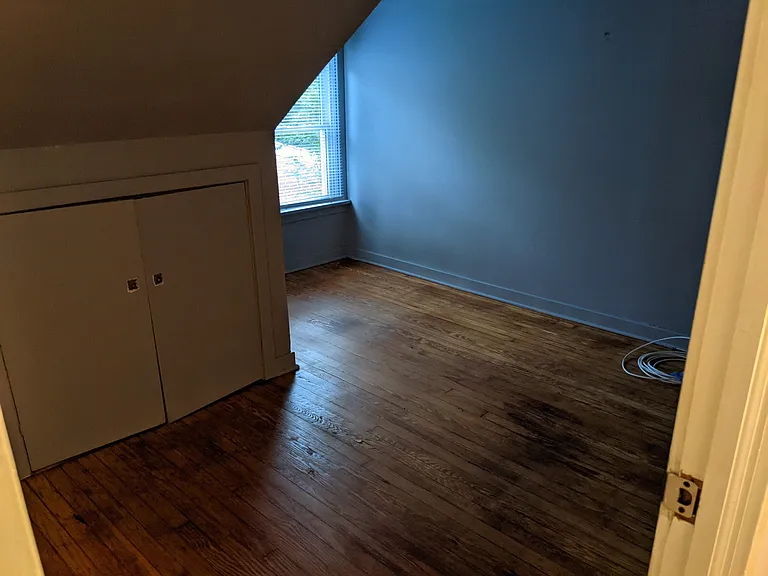 83 Kells Ave #1 — Photo 15