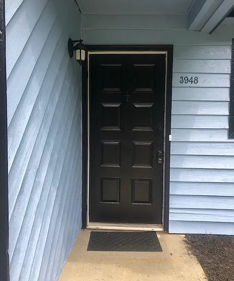 3948 Henry Ct — Photo 2