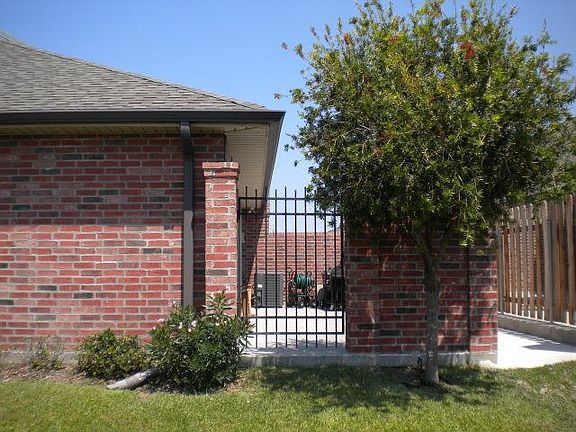 2nd image of 101 Harkey Dr