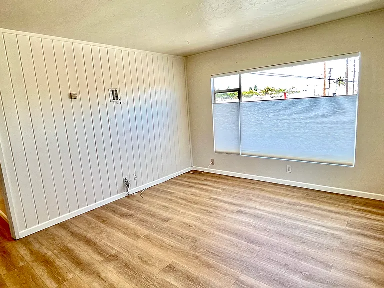 1570 Hornblend St — Photo 3