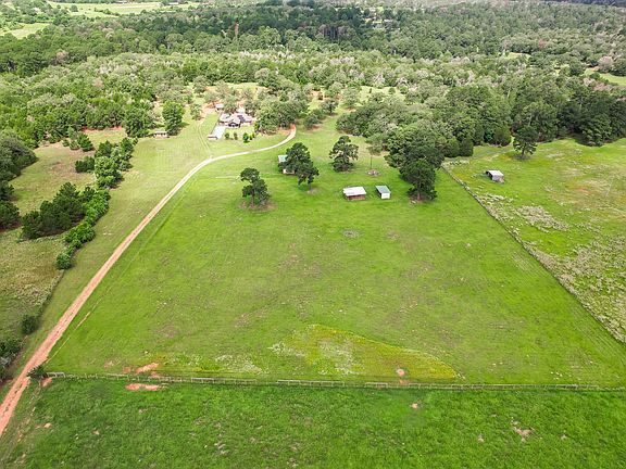 2nd image of 350 Young School House Rd