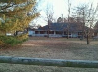 545 Rr 4, Checotah, OK 74426