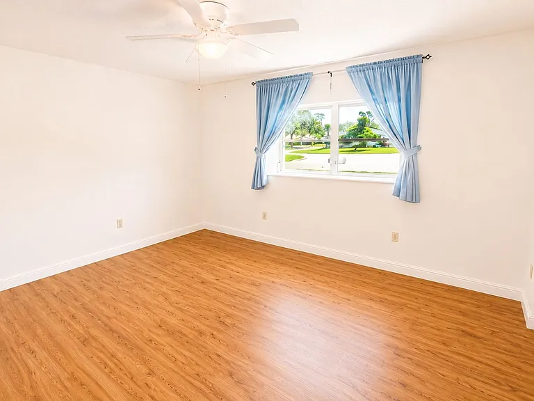 1624 Whitehead Dr #320 — Photo 14