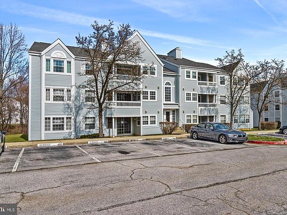 3rd image of 8489 Falls Run Rd Unit B