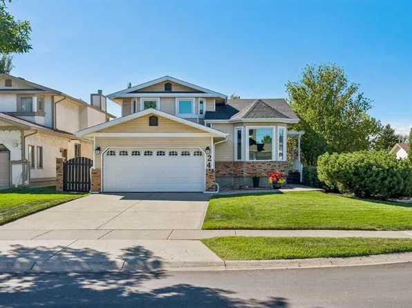 24 E Scenic Acres Dr NW, Calgary, AB T3L 1C2