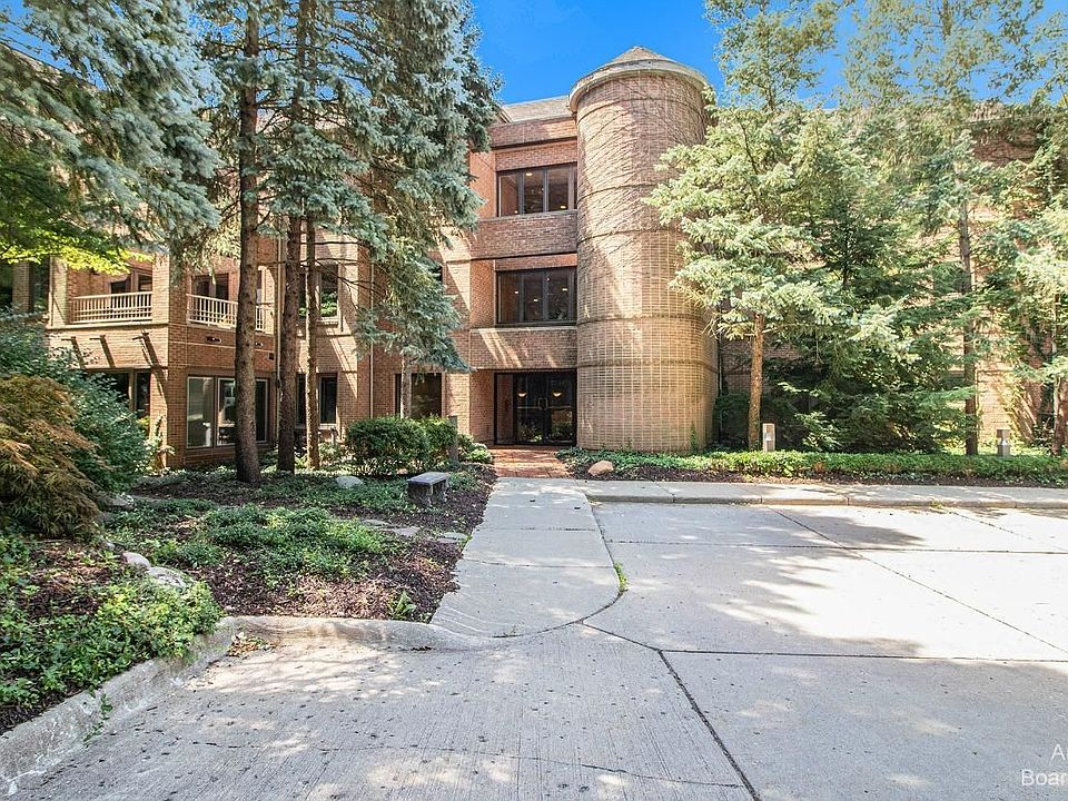 1st image of 3000 Glazier Way APT 250