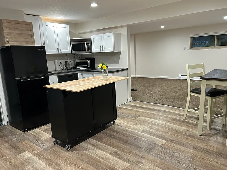1607 Ulysses St — Photo 10