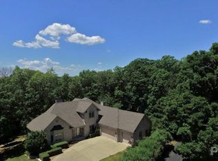 374 Ten Mile Creek Rd, Germantown Hills, IL