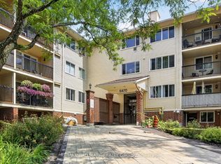 6470 Bilberry Dr #306, Ottawa, ON K1C4P1