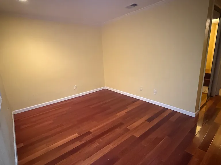 Skyline Dr — Photo 1