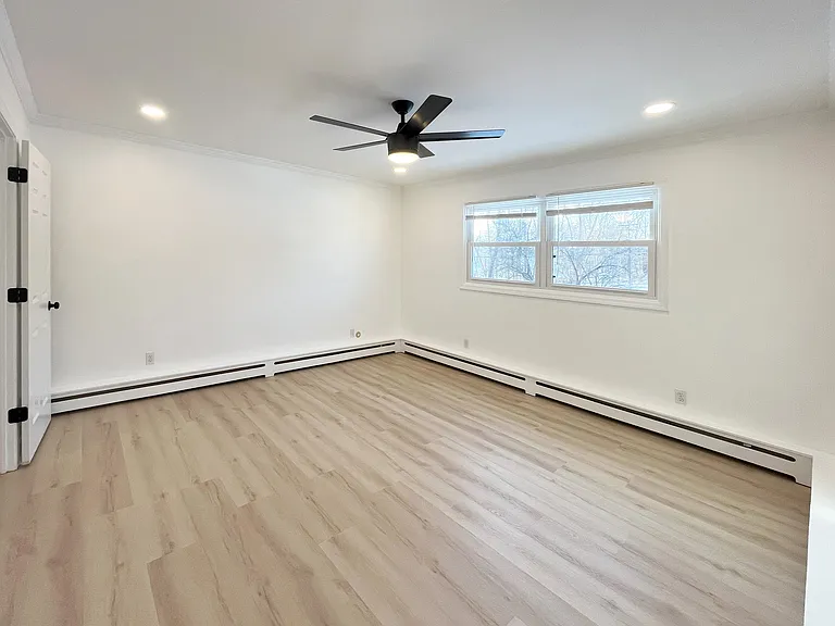 2 Burning Bush Blvd #2B — Photo 10