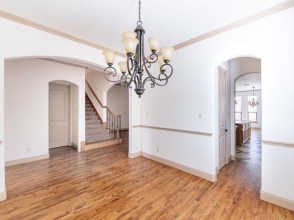 3rd image of 4617 Spalding Dr