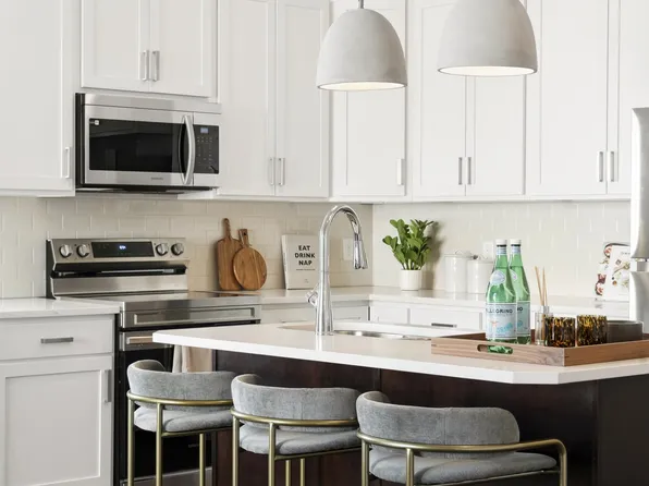 The Espen Residences - Townhomes