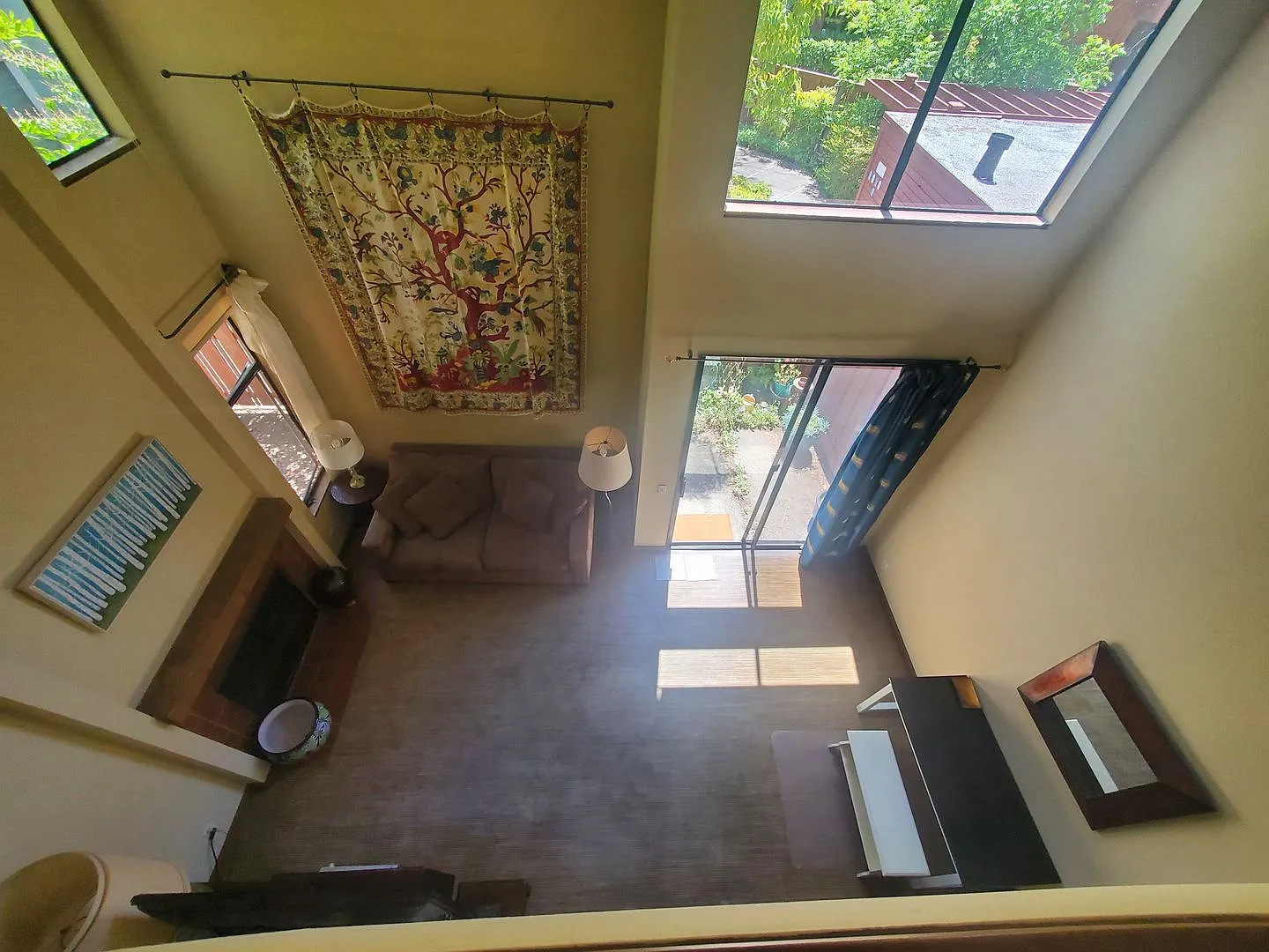 Furnished 1 bedroom 1.5 Bathroom Townhouse in Ideal Novato Loacation — Photo 4