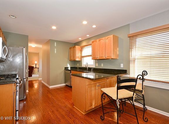 4th image of 504 S 15th Ct