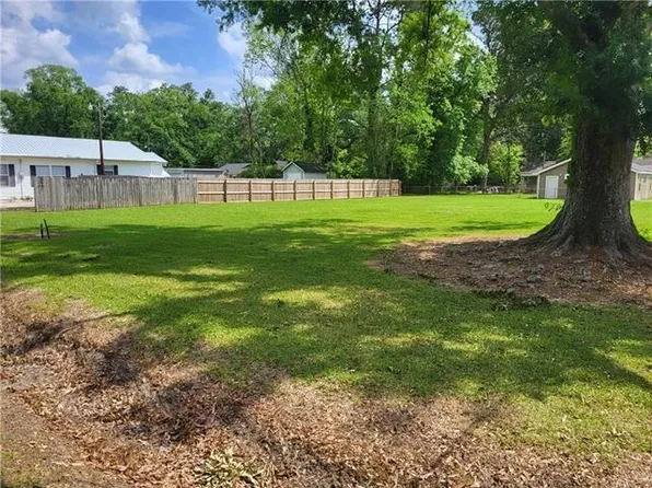 1309 W Church St, Hammond, LA 70401