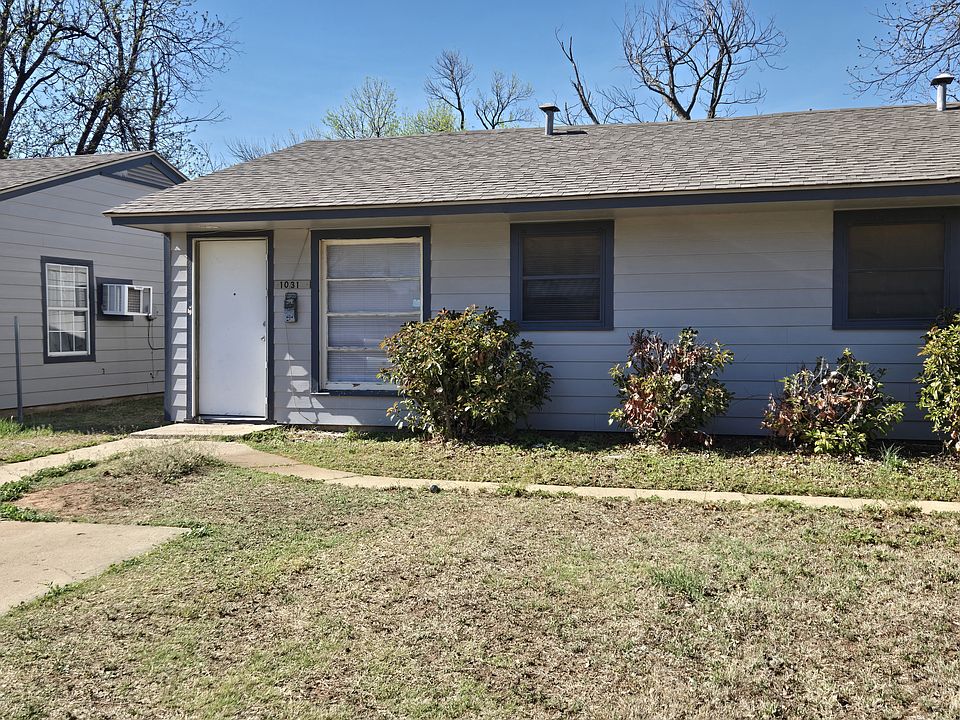 1st image of 1031  E. Liveoak