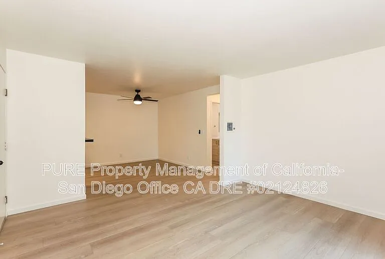 701 Ash Ln #202 — Photo 3