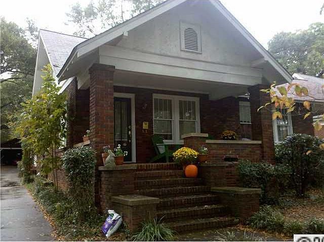2nd image of 218 S Laurel Ave
