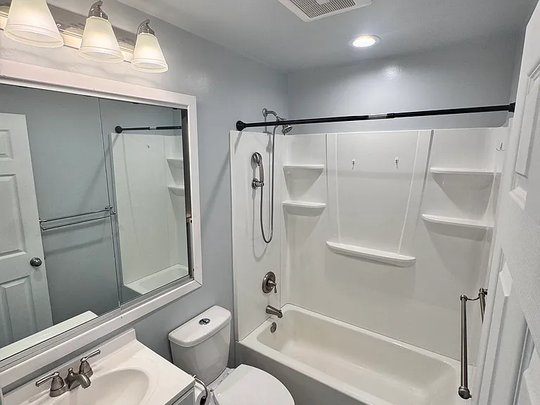 8042 Sterling Dr — Photo 5