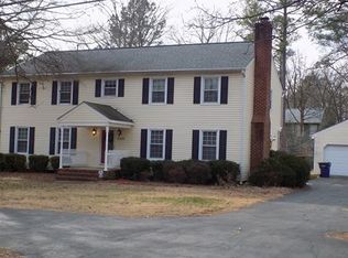 5330 Hopkins Rd, North Chesterfield, VA 23234