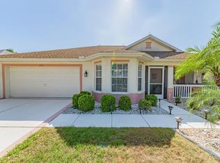 2315 Emerald Lake Dr, Sun City Center, FL 33573