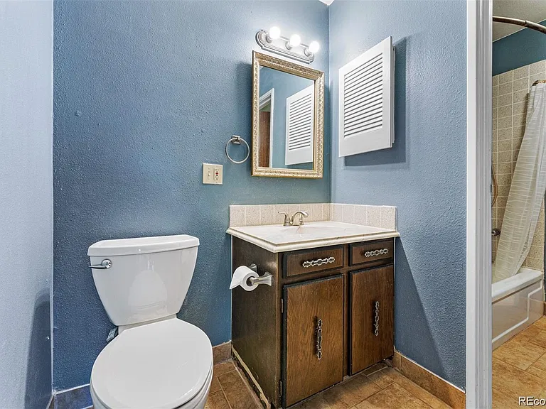 7335 E Quincy Ave #303 — Photo 10