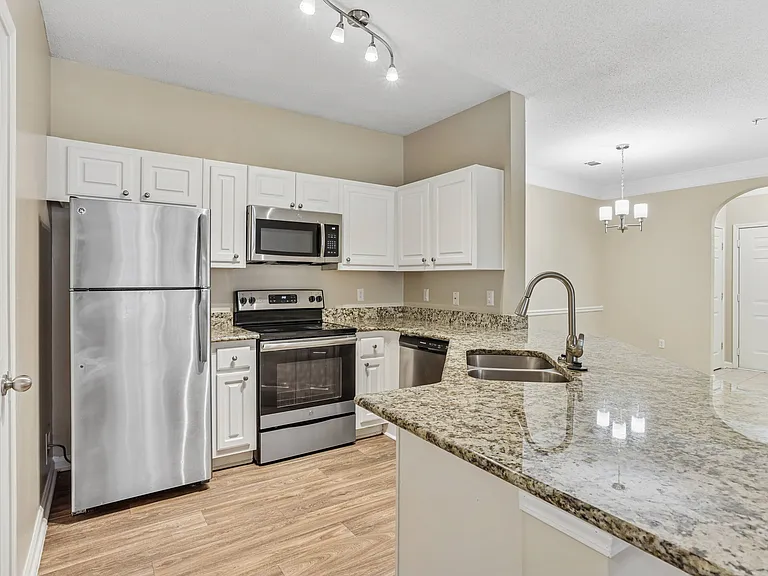 Parkway Vista — Photo 40
