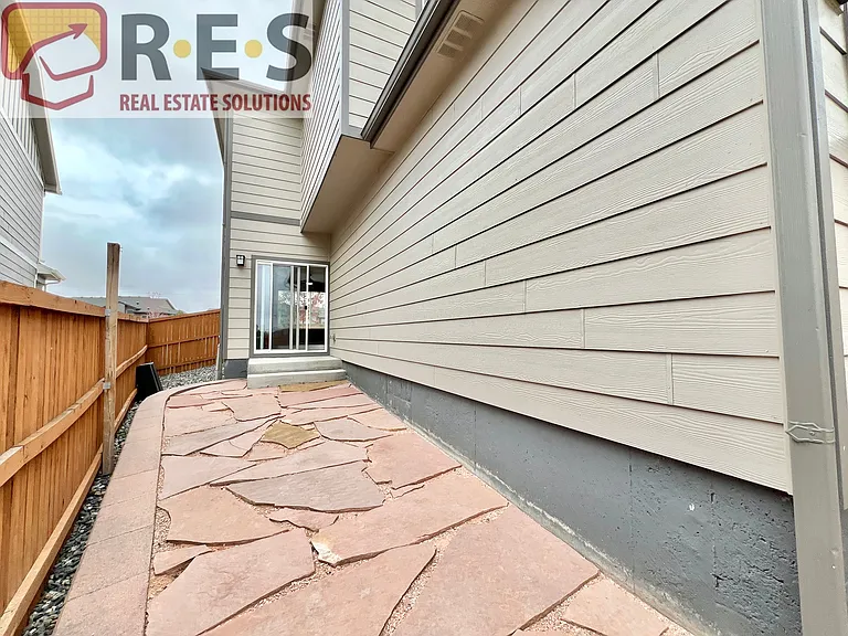 6902 Longpark Dr — Photo 18