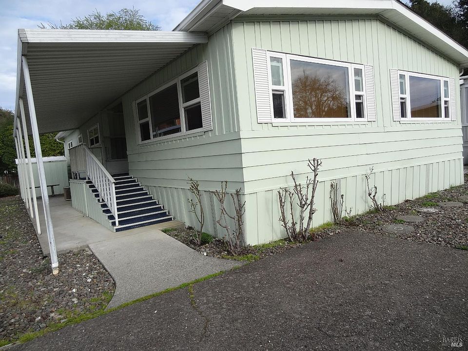 1st image of 23 Tiffany Place #23