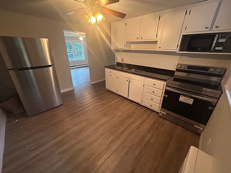 79 Forest St #3 — Photo 8