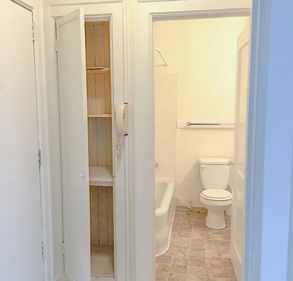 Madison Court — Photo 29