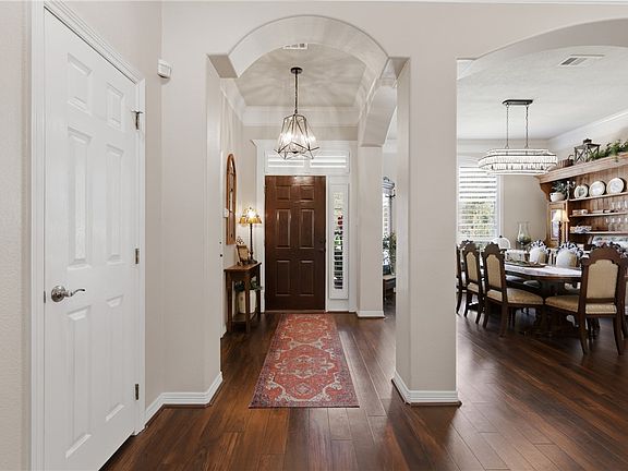 3rd image of 1409 Stonebridge Ct