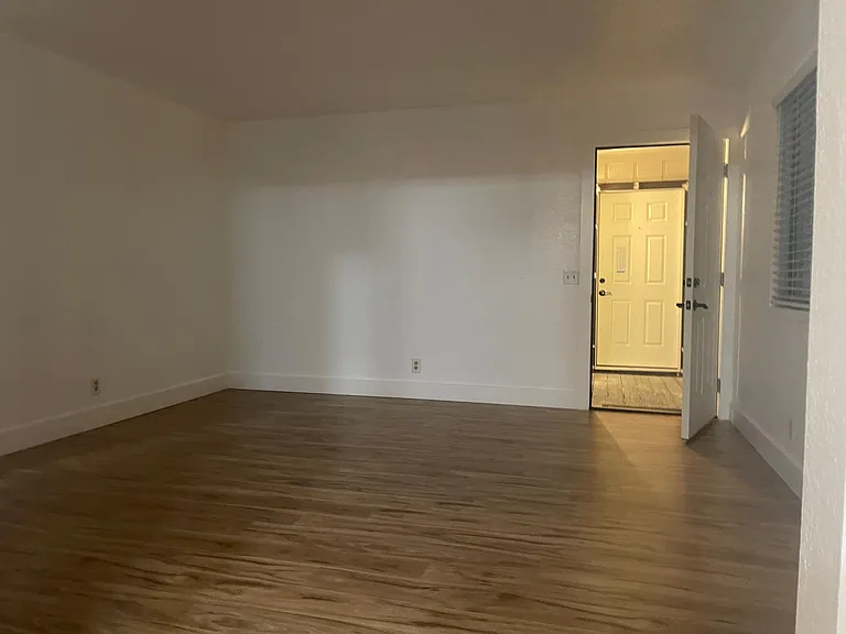 215 Hillcrest Ave #1 — Photo 24