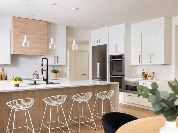 63-63 Green St #1, Brookline, MA 02446