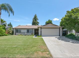 1826 S Crenshaw St, Visalia, CA 93277