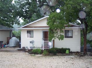 49 Spring Hill Rd, Sunrise Beach, MO 65079