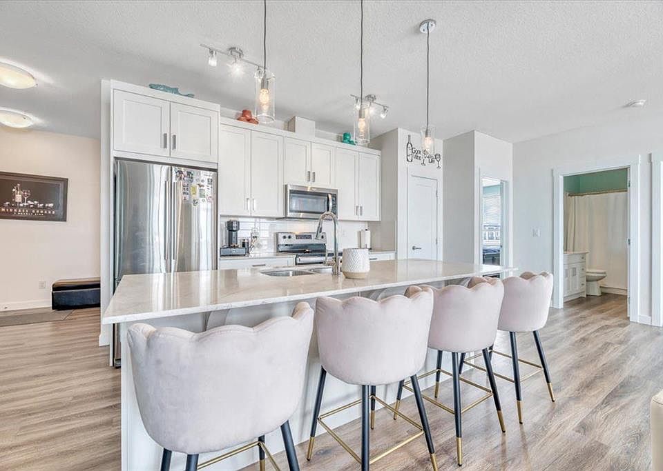 1st image of 35 S Walgrove Walk SE #408