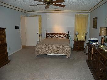 5th image of 624 Rollingwood Ln