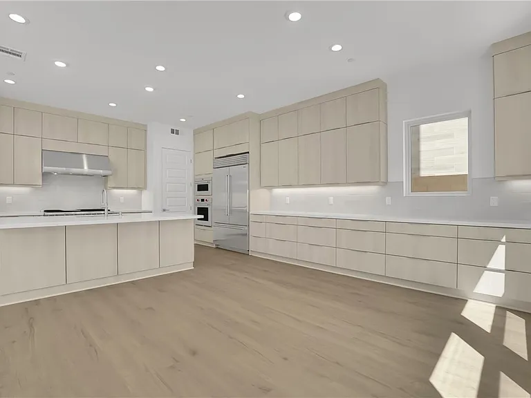 168 Creation St — Photo 12
