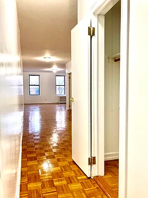 Rented by New York Residence | media 4